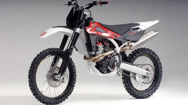 Husqvarna TC 250 dirt bike