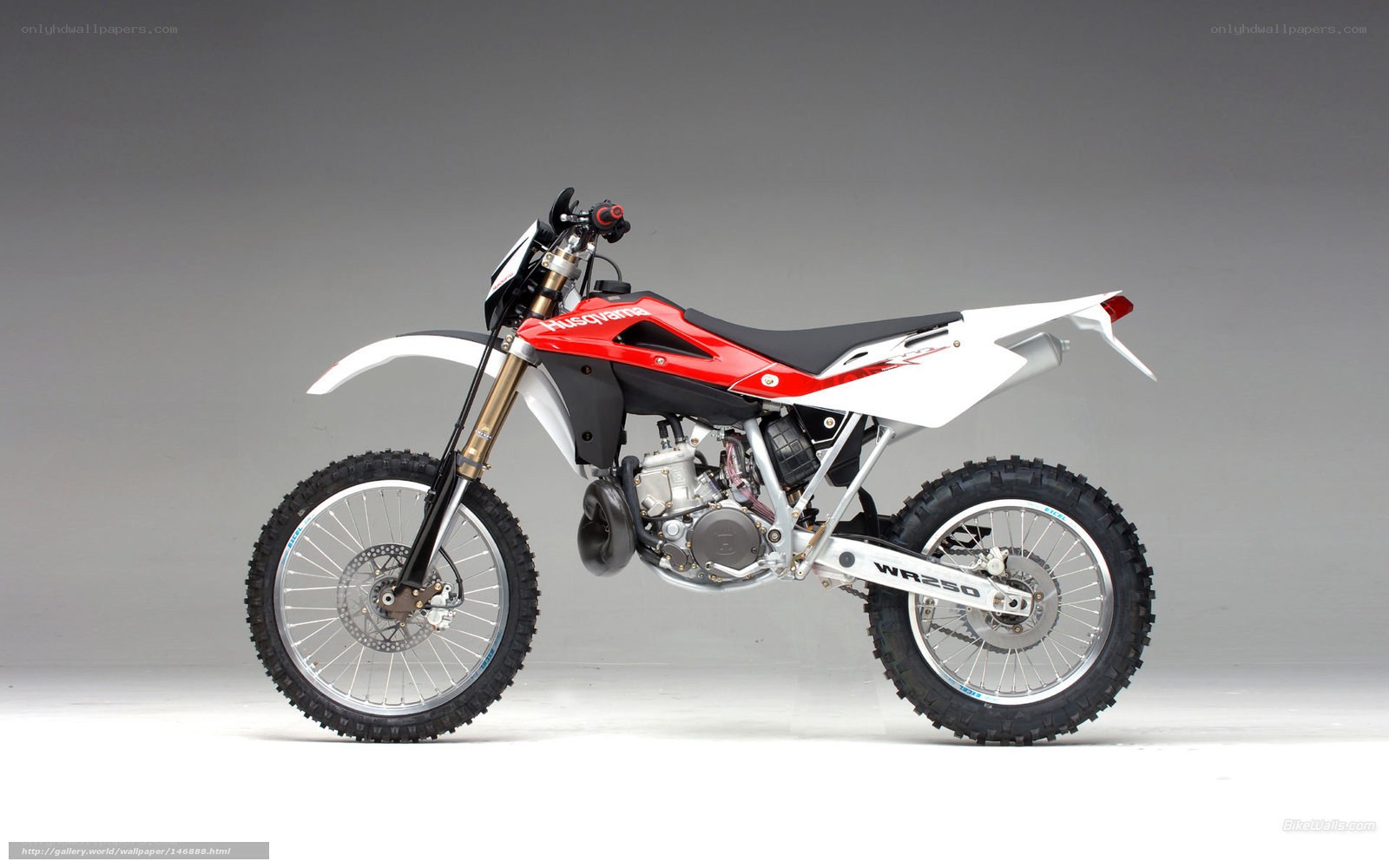 Husqvarna WR250 dirt bike