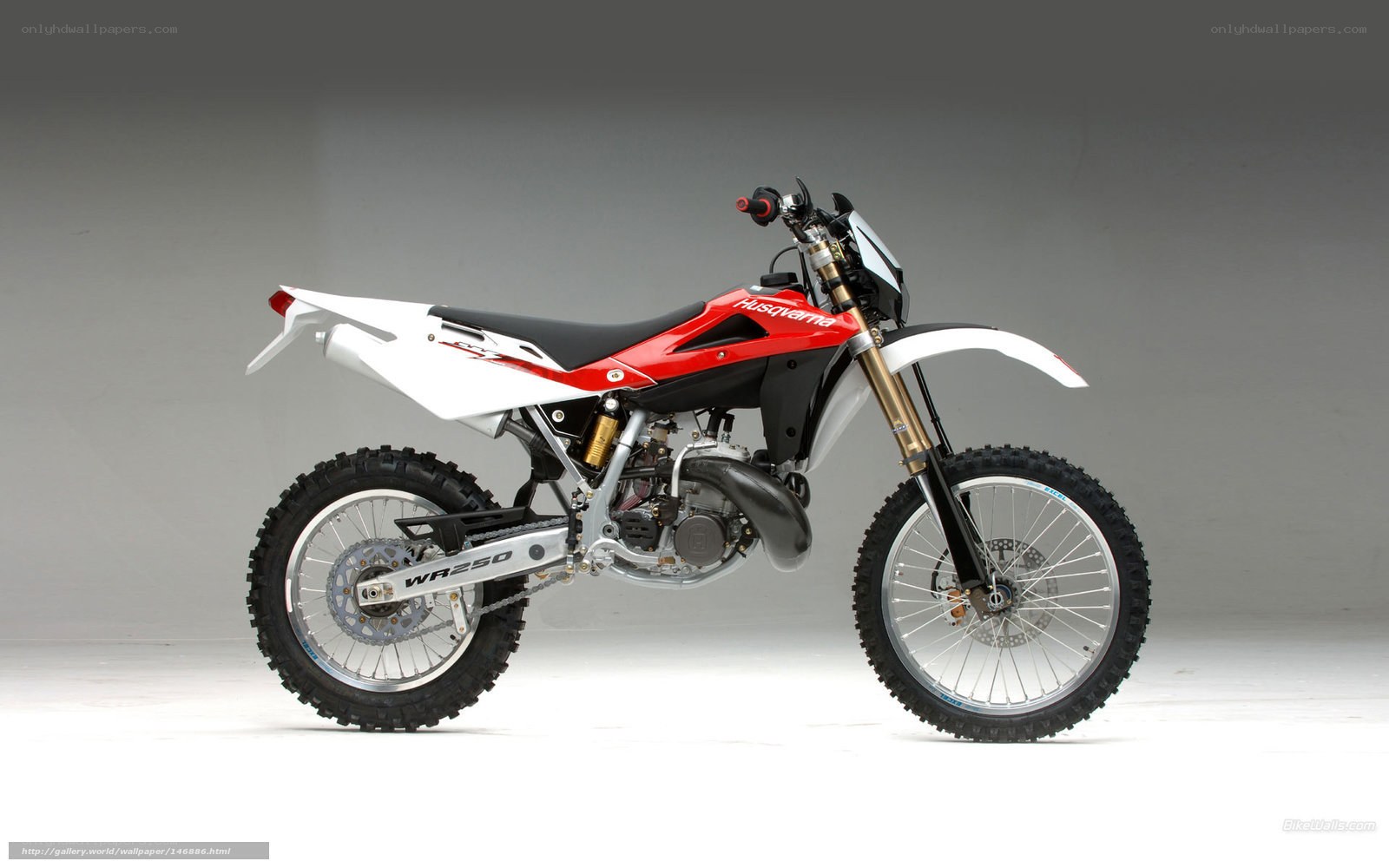 Husqvarna WR250 dirt bike