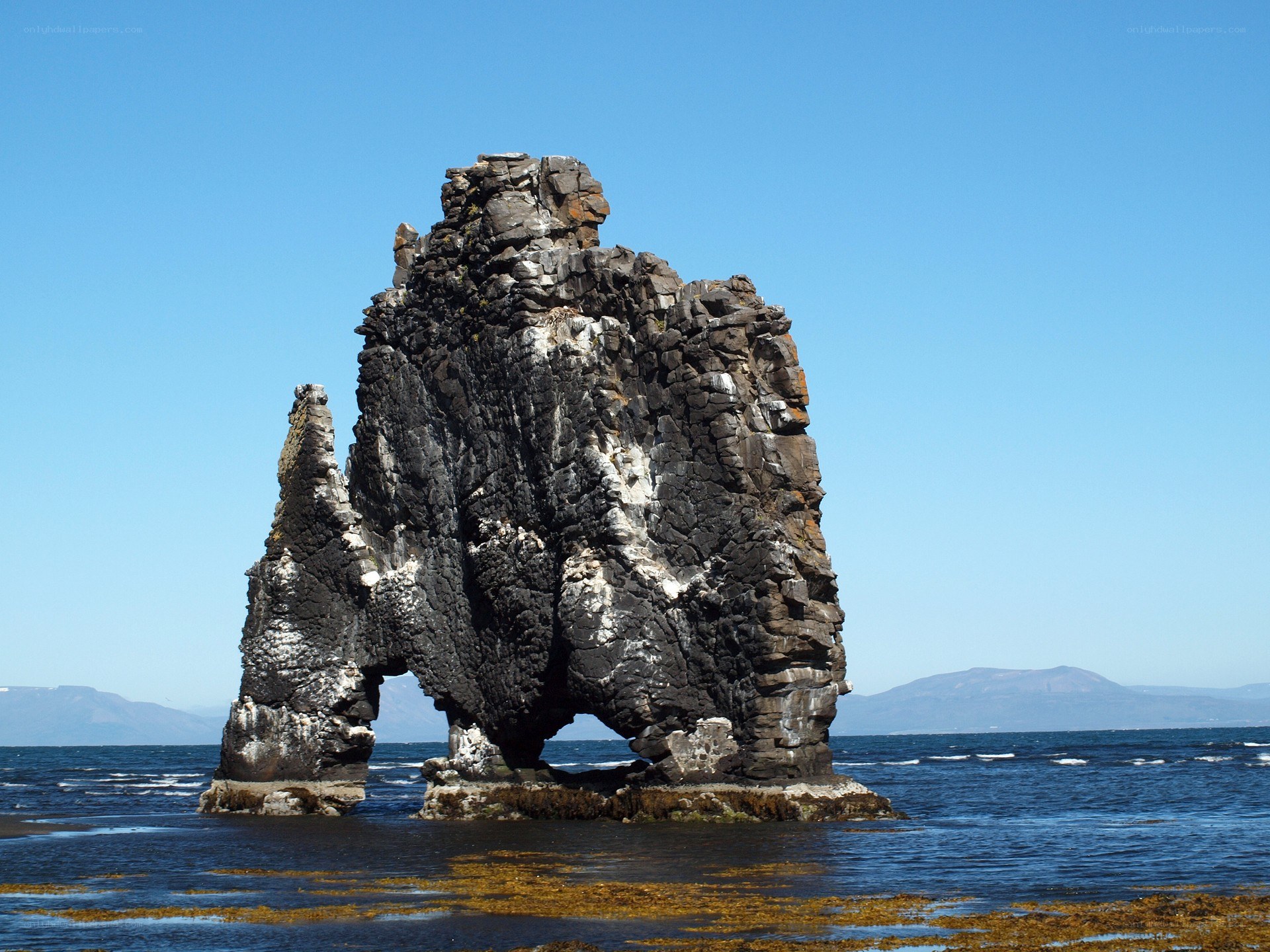 Hvitserkur rock formation