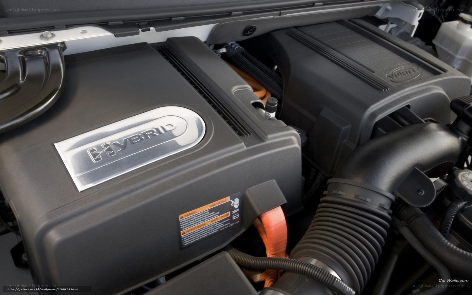 Hybrid engine compartment