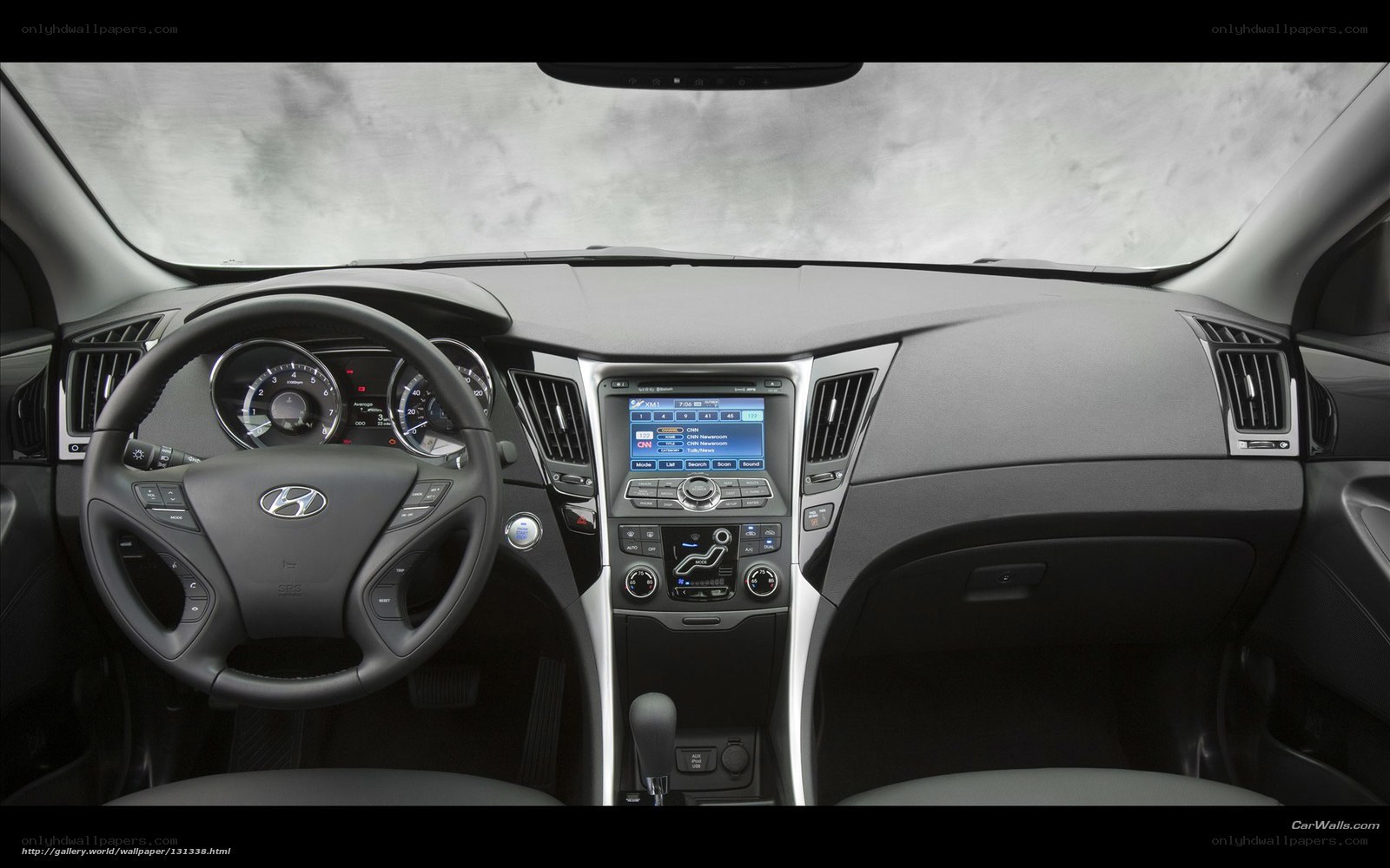 Hyundai Elantra interior dashboard