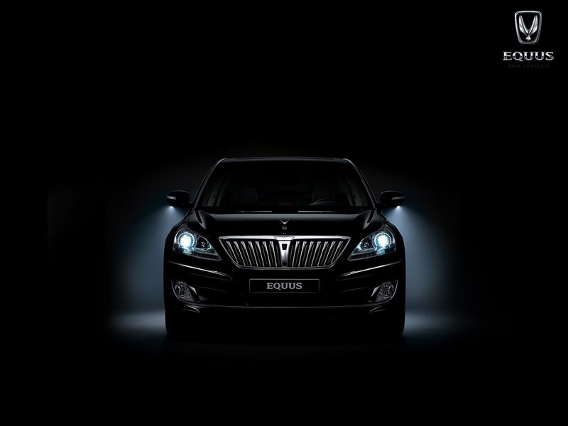 Hyundai Equus front view