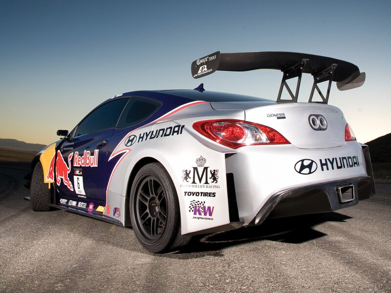 Hyundai Genesis Race Car — White
