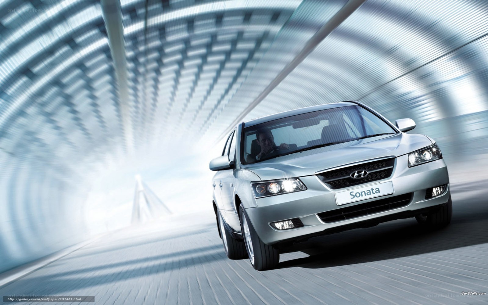 Hyundai Sonata in motion