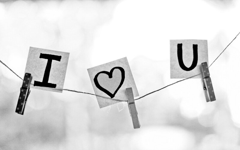 I Love You Sign — Black