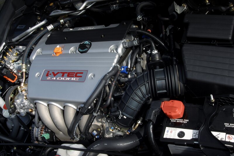 i-VTEC engine in car