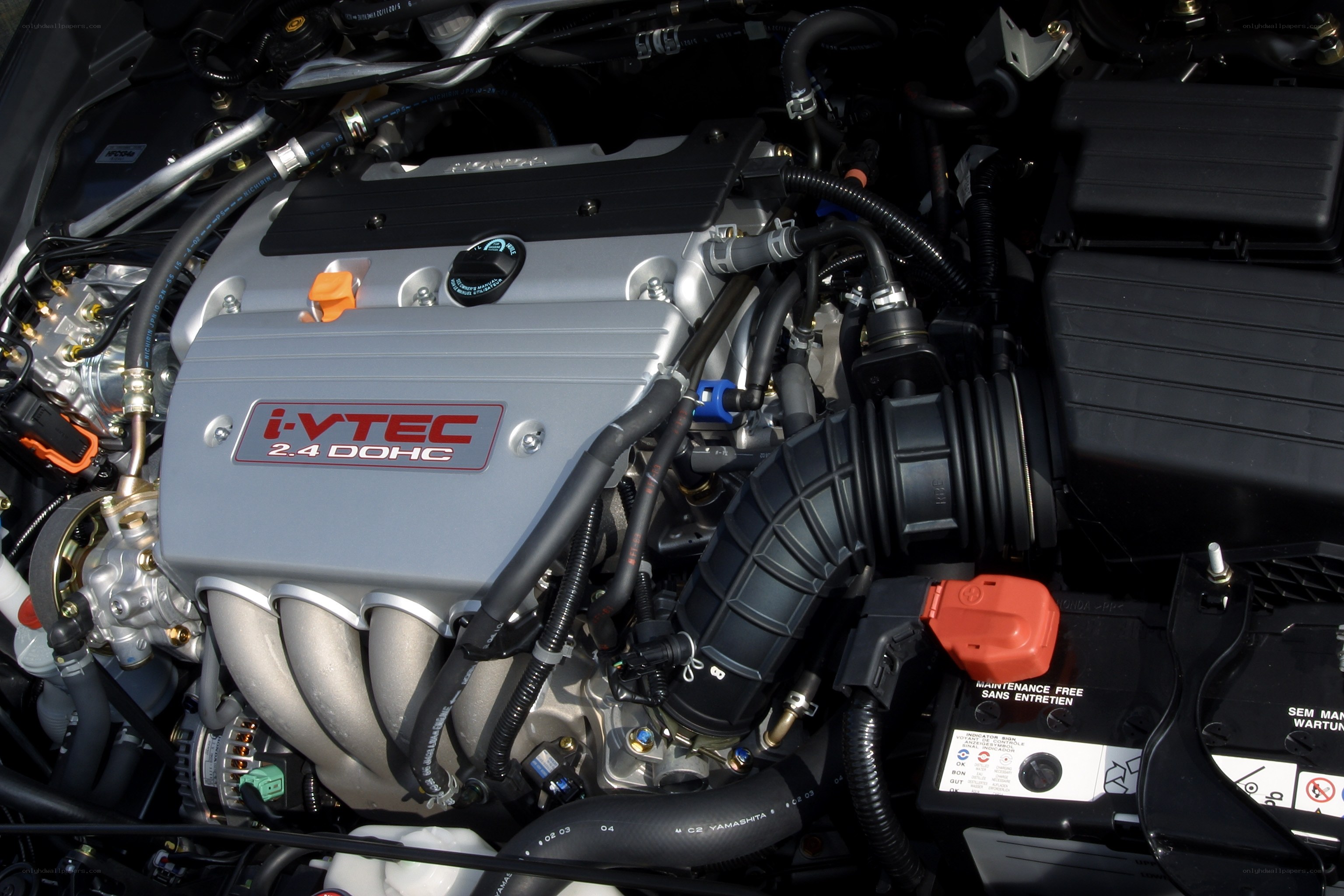 i-VTEC engine in car
