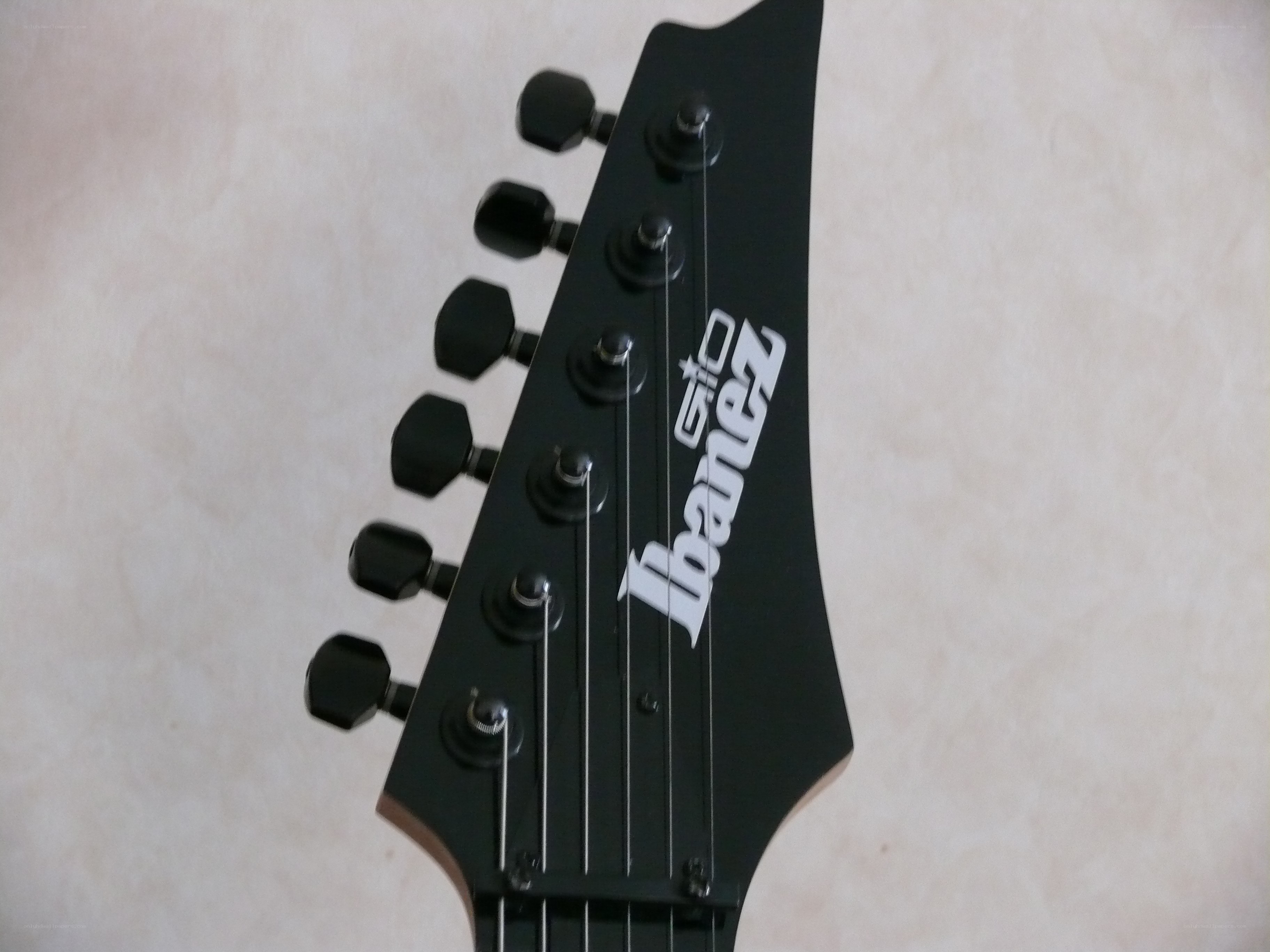 Ibanez guitar headstock