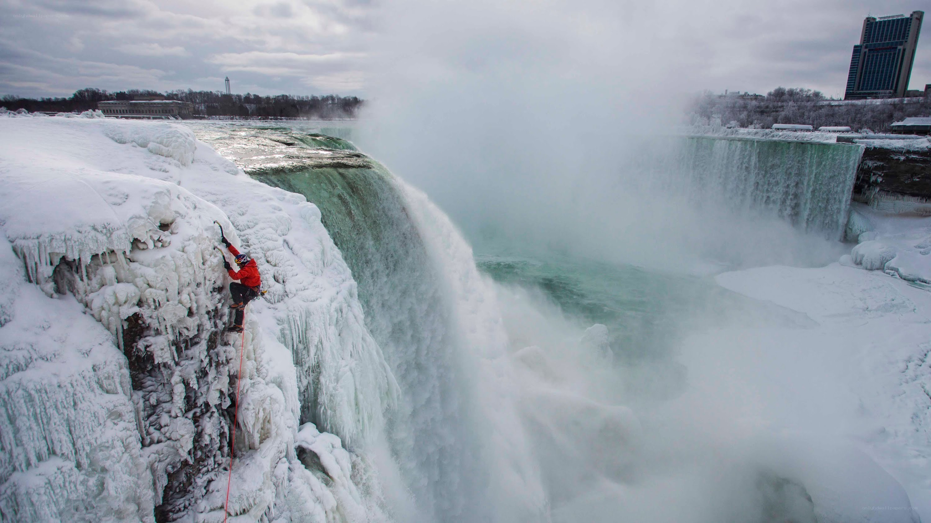 Ice climber at Niagara Falls