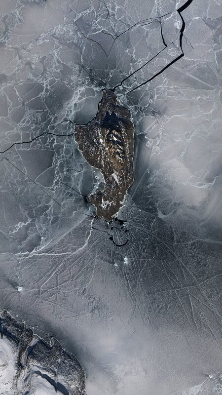 Ice-covered Island — Gray