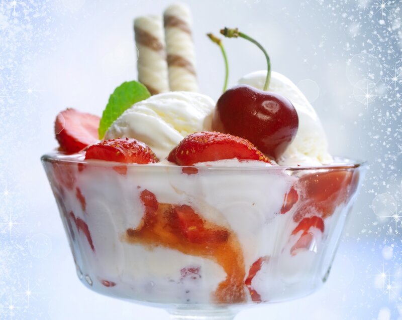 Ice Cream Sundae — White, Refreshing, Photograph, Strawberries