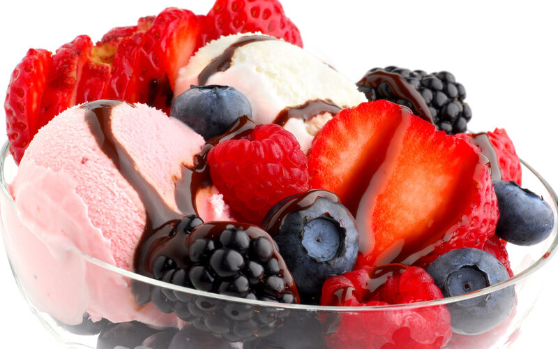Ice Cream Sundae with Berries — Red, Appetizing