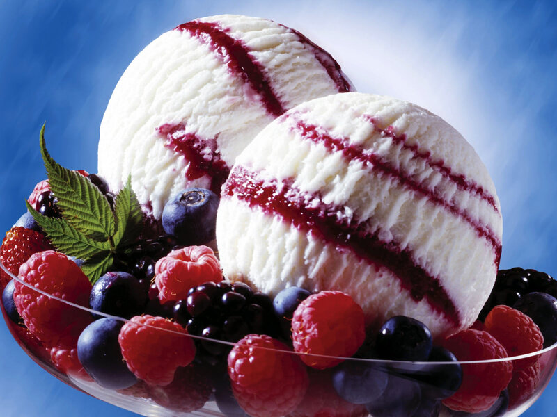 Ice Cream with Berries — Blue