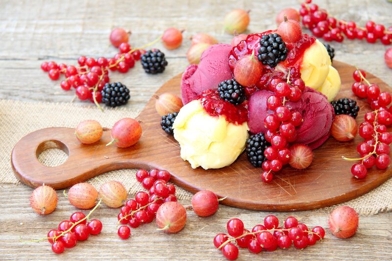 Ice Cream with Berries — Red, Fresh, Photograph