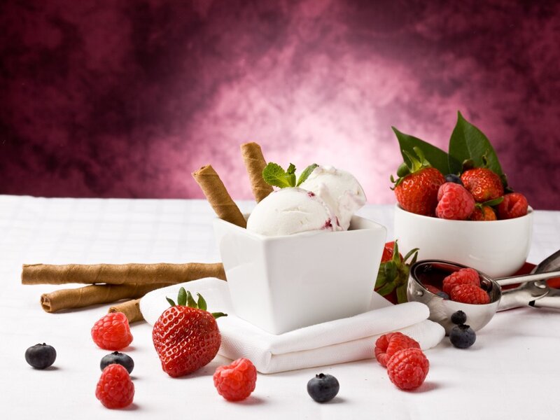 Ice Cream with Berries — White, Appetizing, Photograph, Strawberries