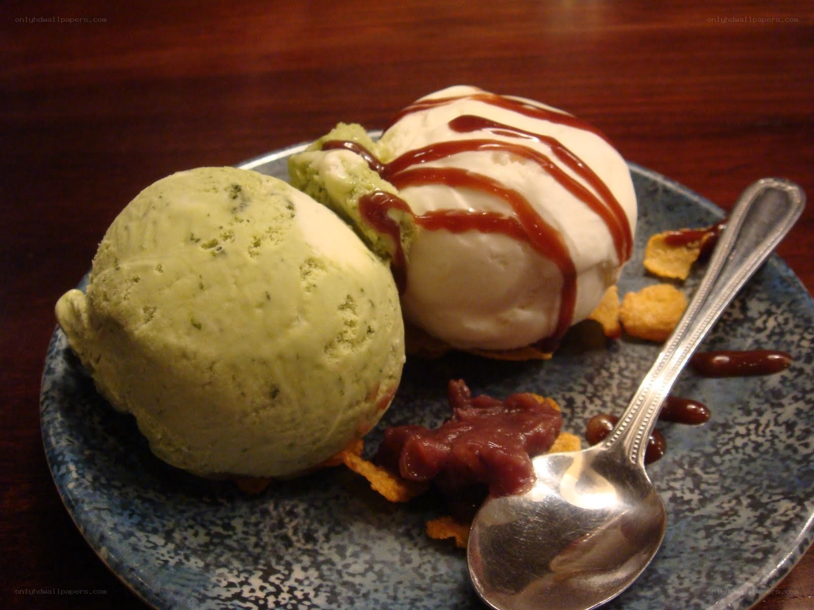 ice cream with toppings