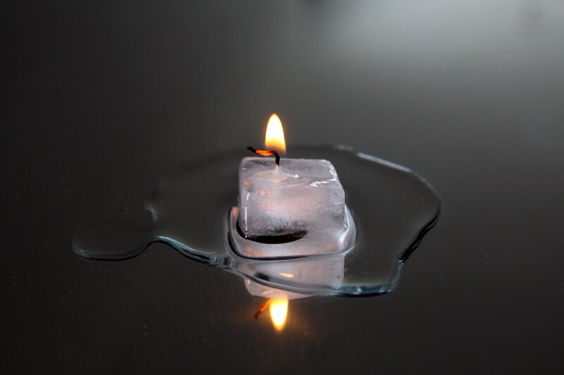 Ice Cube Candle