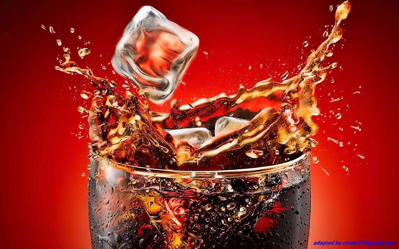 Ice Cube Splashing in Soda — Red, Dynamic