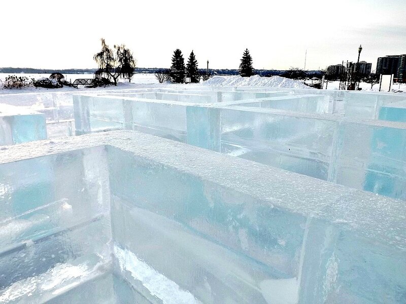 Ice Maze Structure