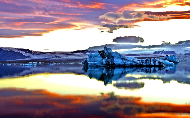 Iceberg in Lagoon
