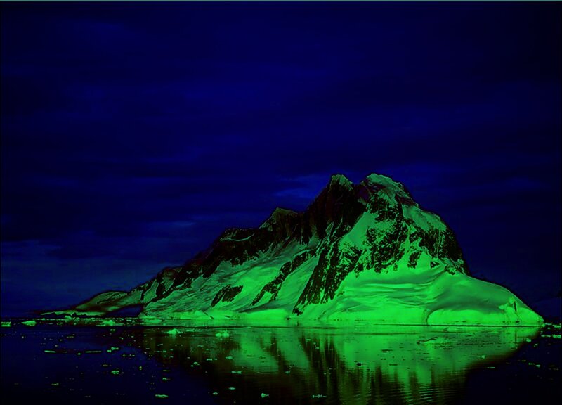 Iceberg in Water — Green