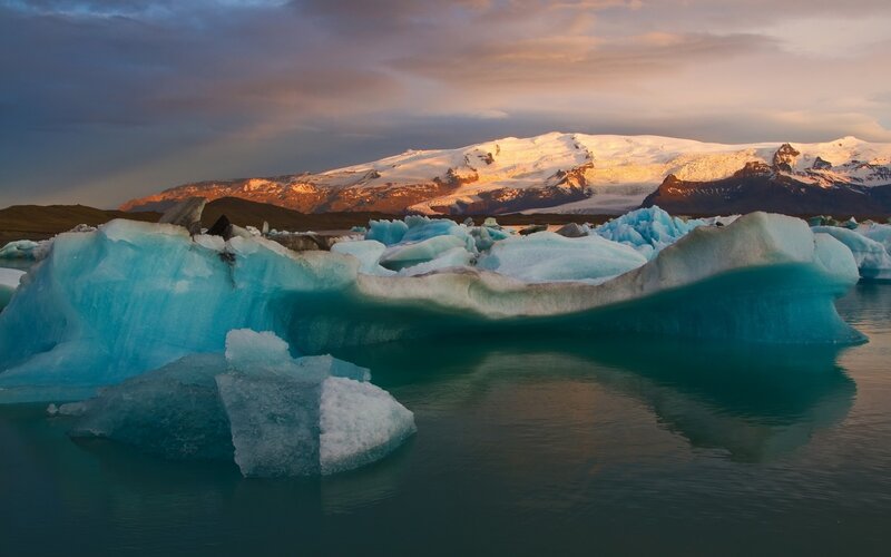 Icebergs in a glacial lagoon