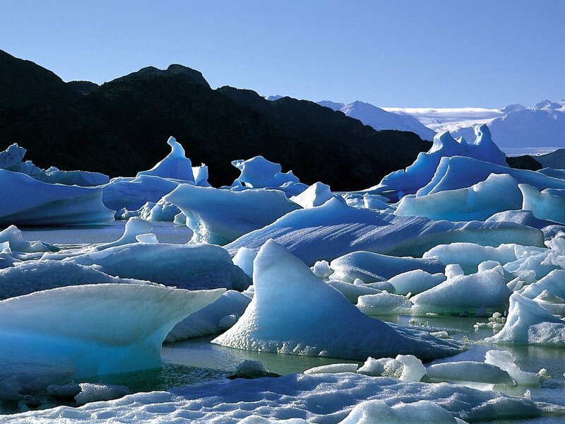 Icebergs in a glacial lagoon