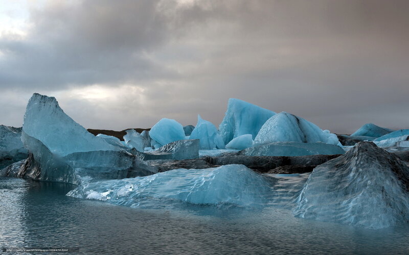 Icebergs in Glacial Lagoon — Blue, Dramatic, Winter