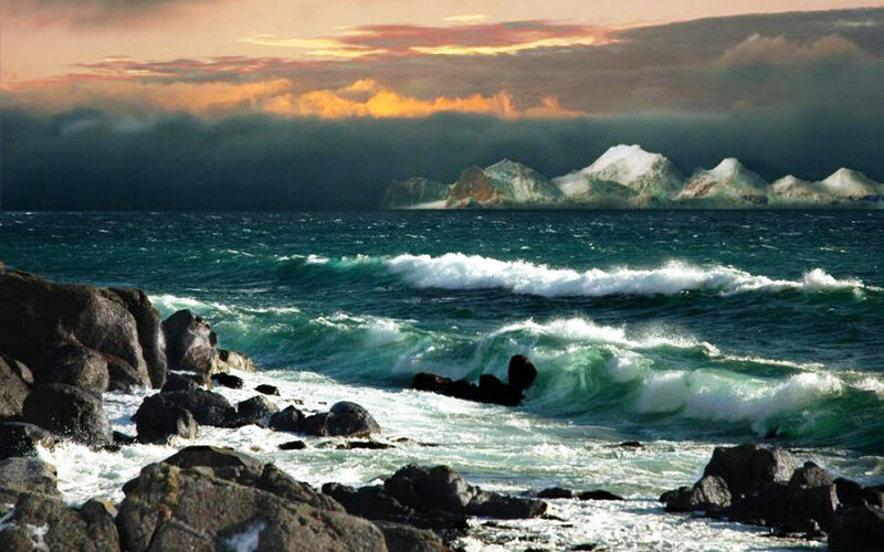 Icebergs in Ocean — Blue