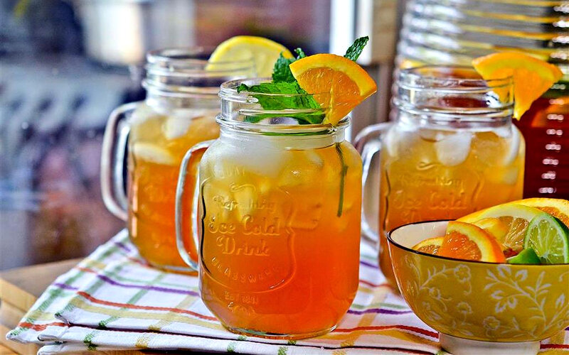 Iced Tea in Mason Jars