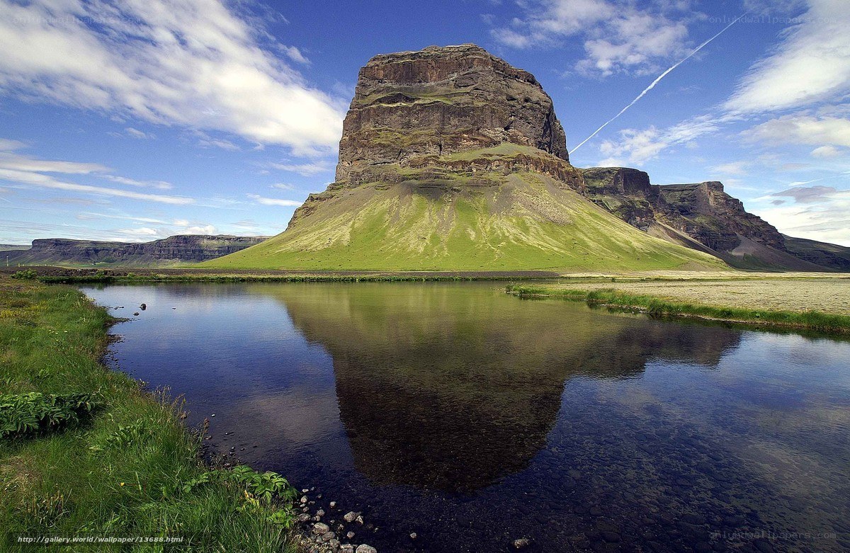 Icelandic mountain and lake