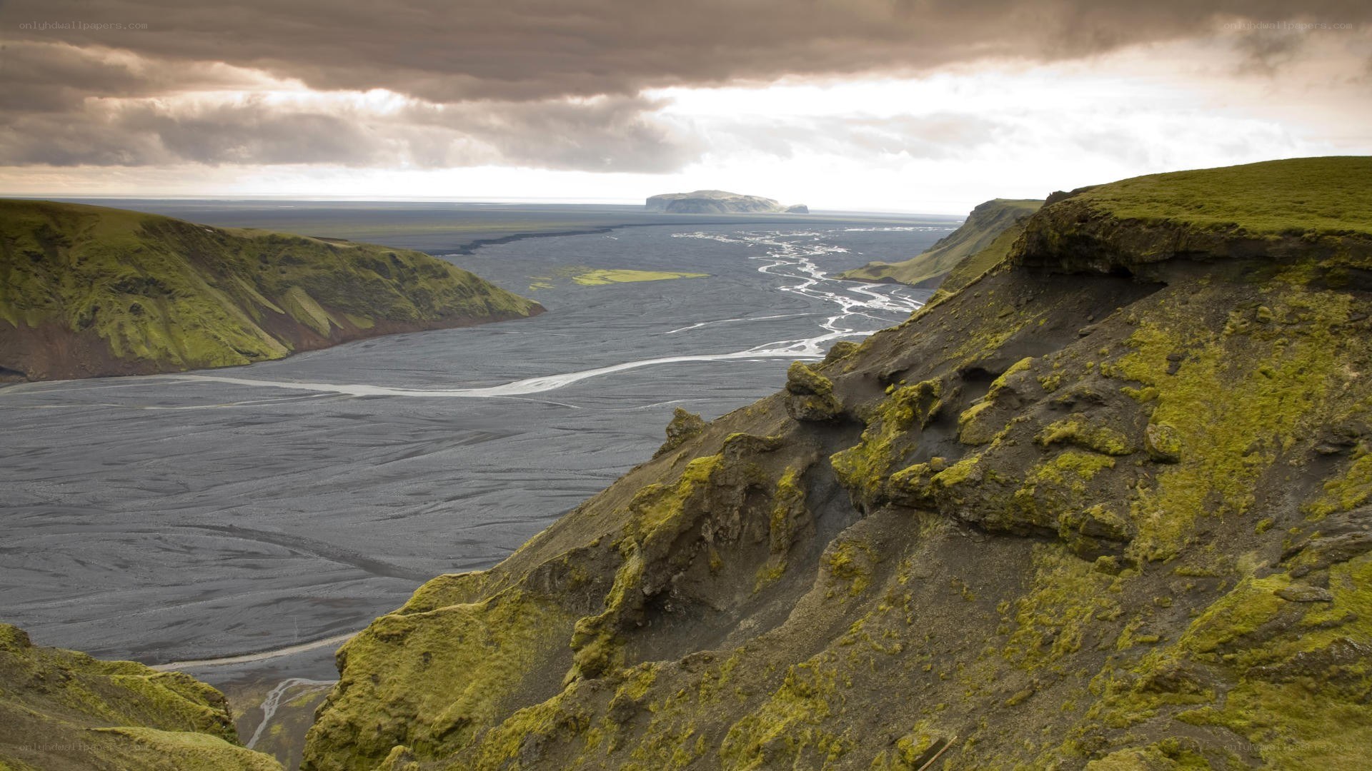 Icelandic river valley landscape