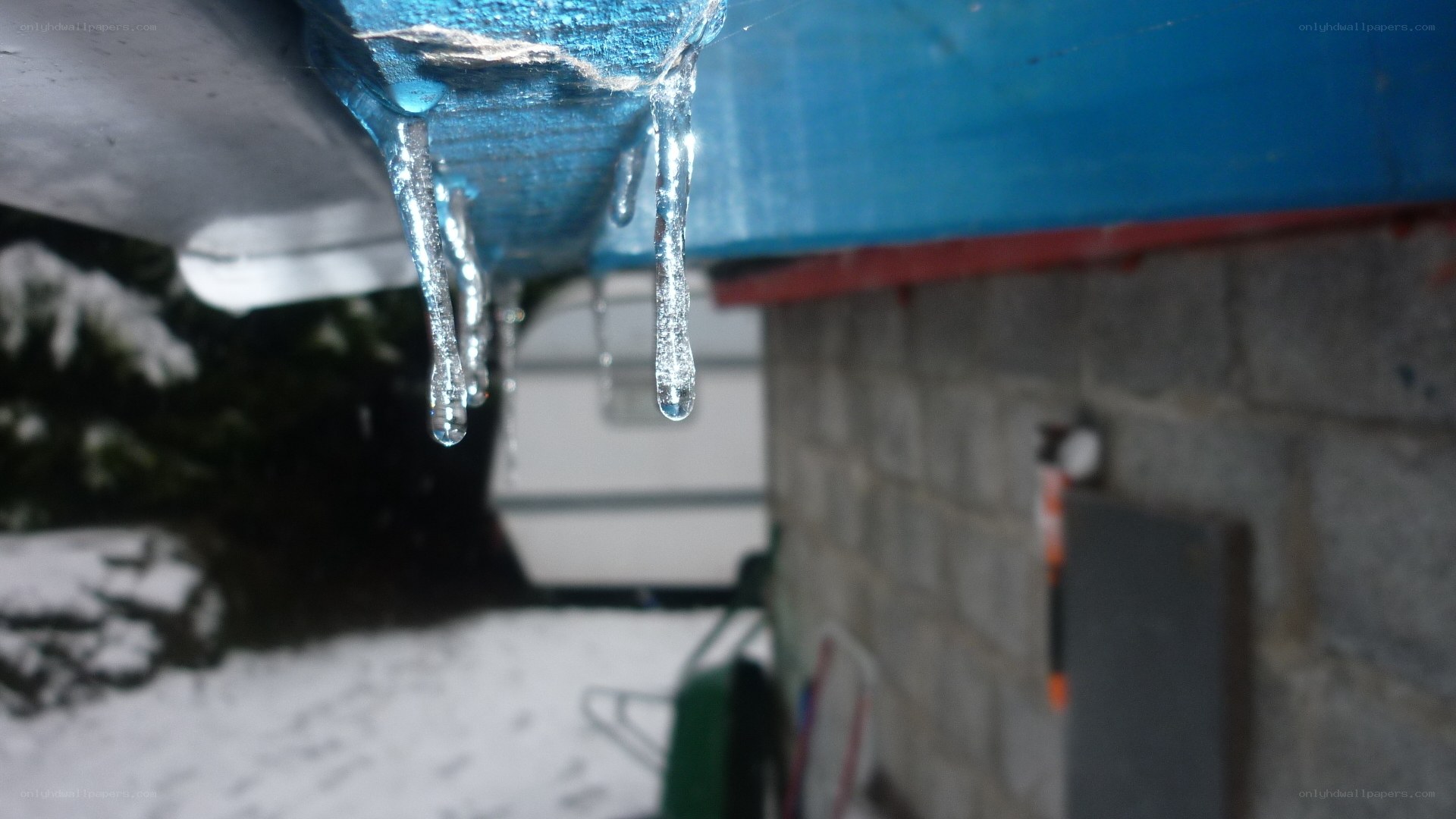 Icicles hanging from a roof