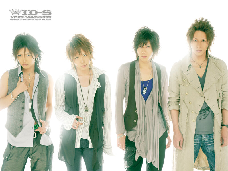 ID-S band promotional photo