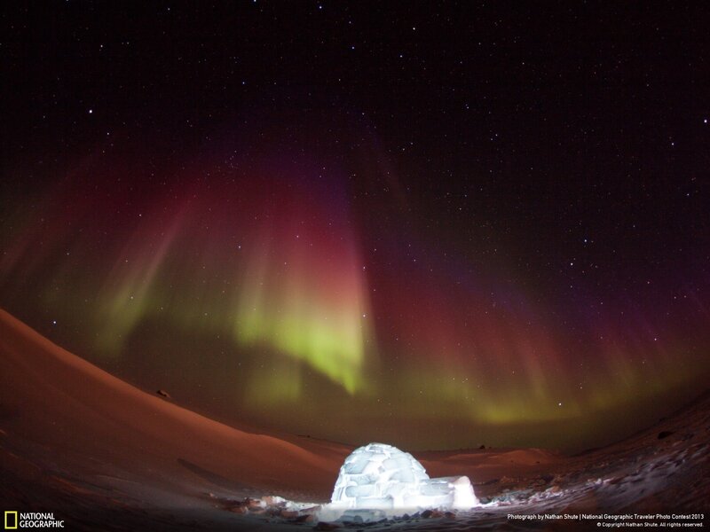Igloo under Aurora — Green