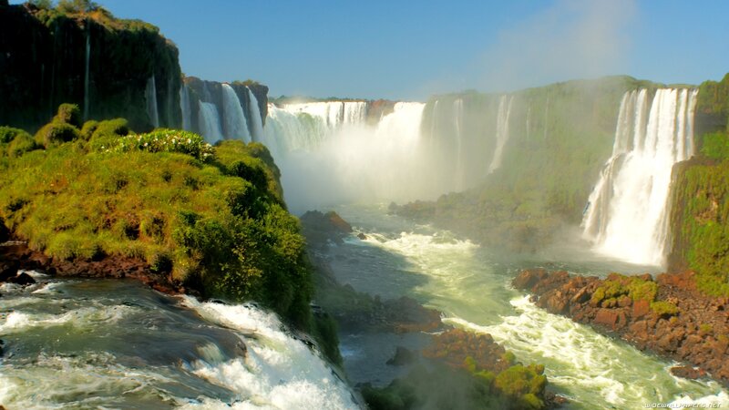 Iguazu Falls Waterfall — Green, Dramatic, Afternoon, Photograph, River, Cliff