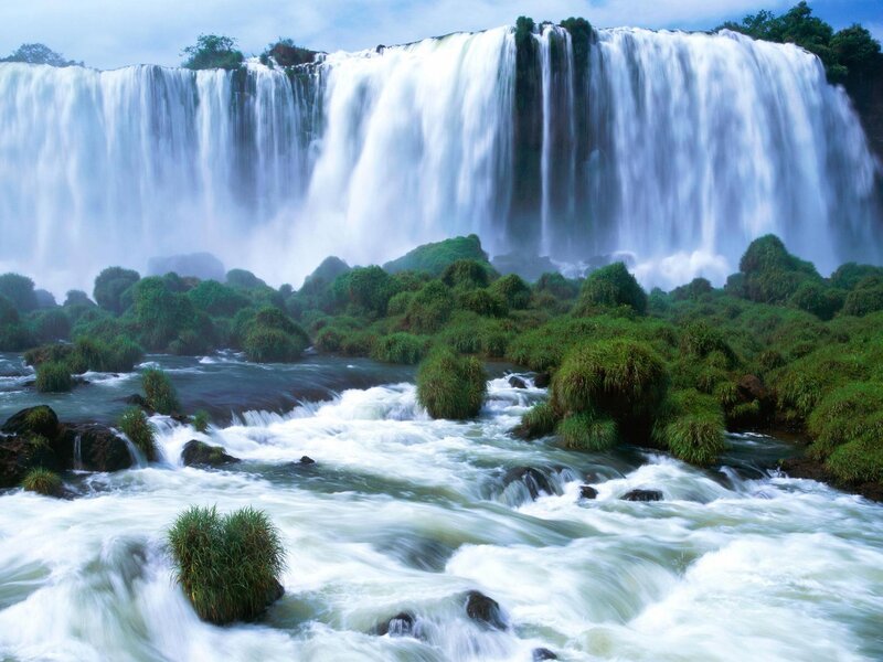Iguazu Falls Waterfall — Green, Dramatic, Afternoon, Photograph, River, Vegetation