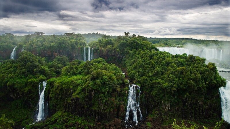 Iguazu Falls Waterfall — Green, Dramatic, Photograph, Forest