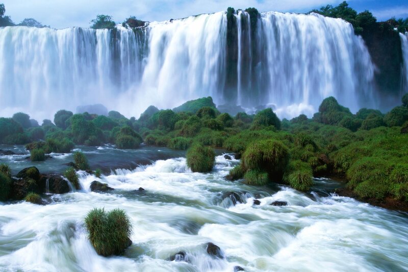 Iguazu Falls Waterfall — Green, Powerful, Afternoon, Photograph, River, Rocks