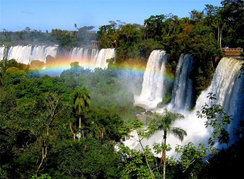 Iguazu Falls Waterfall — Green, Serene