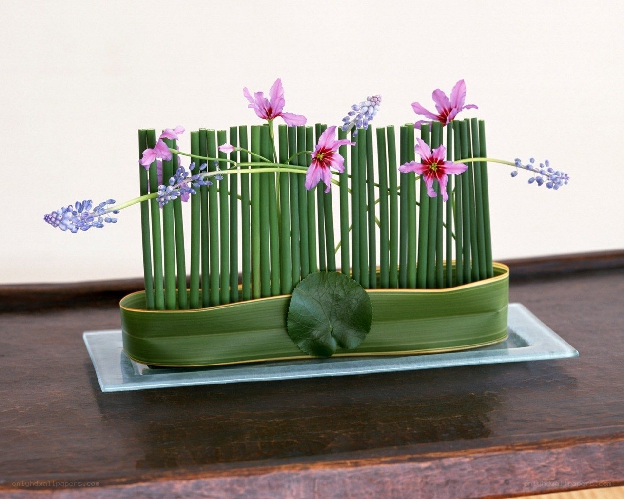 Ikebana floral arrangement