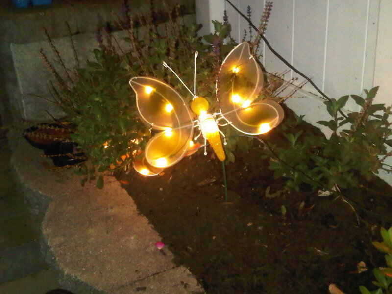 Illuminated Butterfly Garden Light
