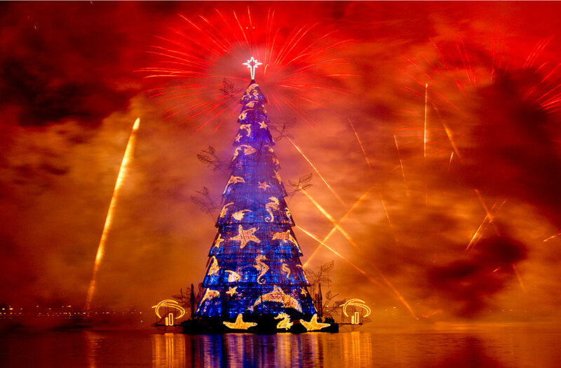 Illuminated Christmas Tree — Red, Dramatic