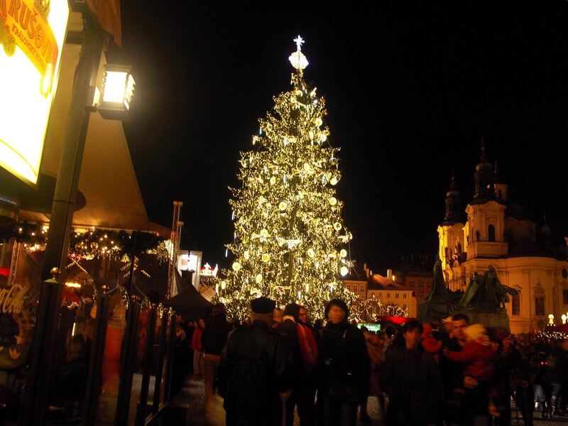 Illuminated Christmas Tree — Yellow, Festive