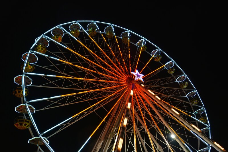 Illuminated Ferris Wheel — Black