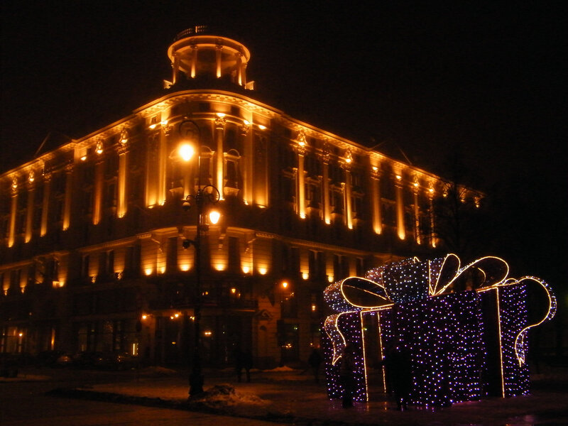 Illuminated Gift Sculpture