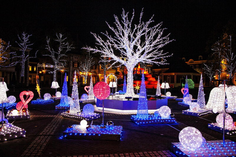 Illuminated Holiday Display — Blue