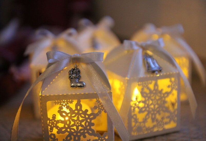Illuminated Lantern Boxes