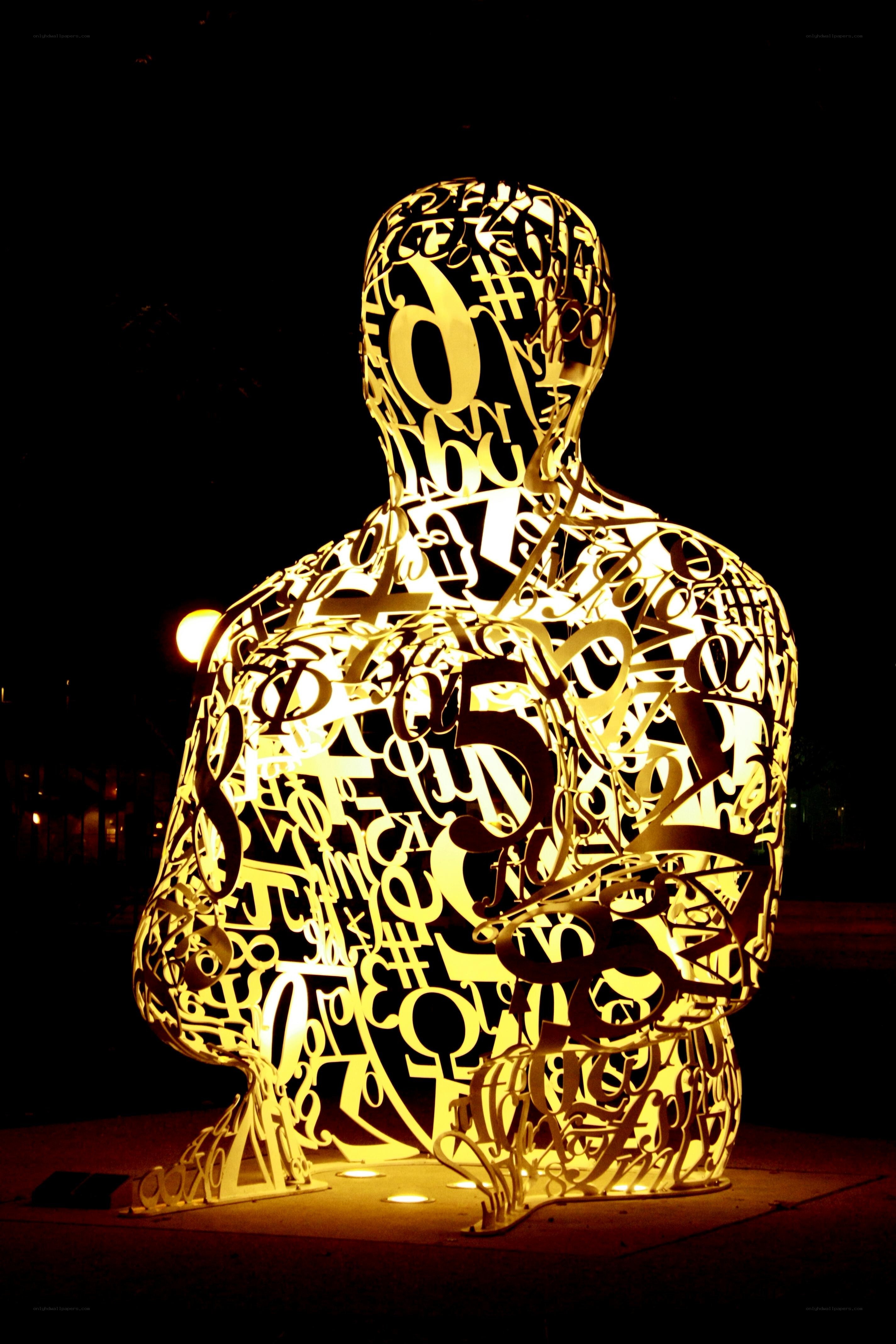 illuminated letter sculpture